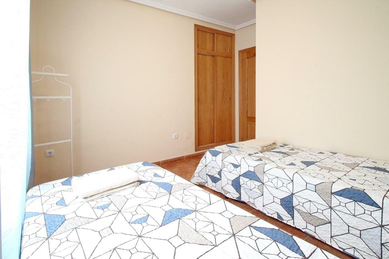 Zoa Happy Vacations Apartment Торевиеха Екстериор снимка