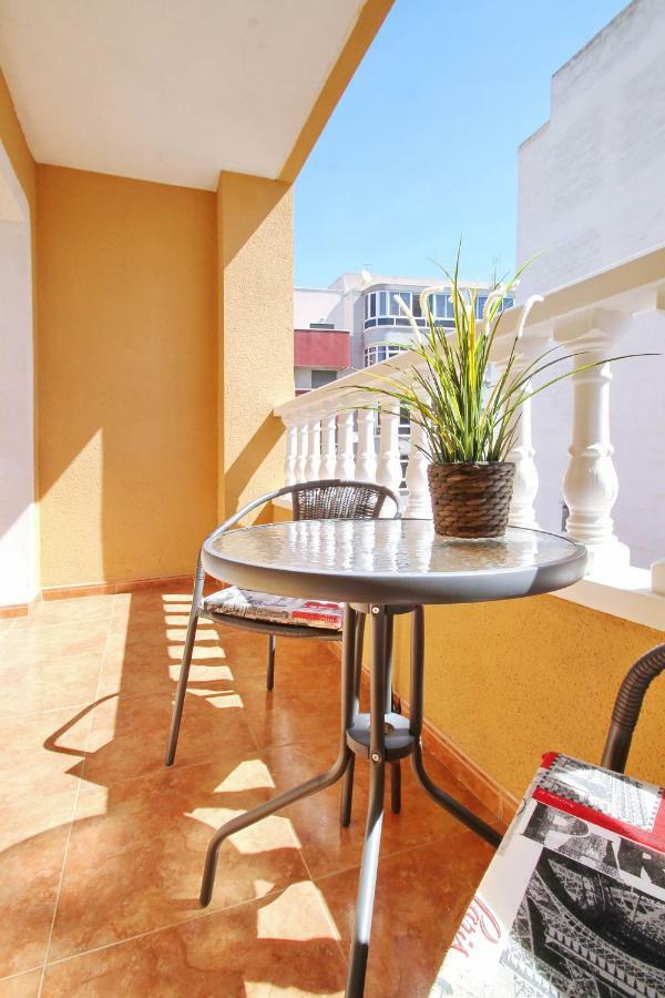 Zoa Happy Vacations Apartment Торевиеха Екстериор снимка